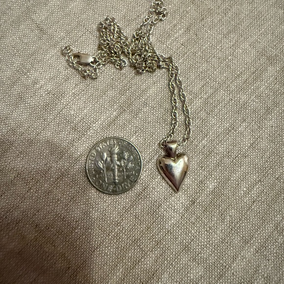Sophie Buhai tiny heart pendant on a chain , 925 - Picture 5 of 5
